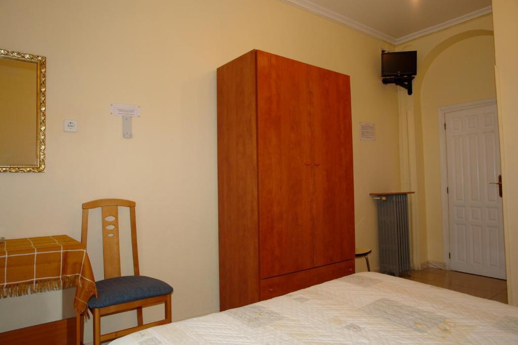 Hostal Dos Naciones Madrid Szoba fotó