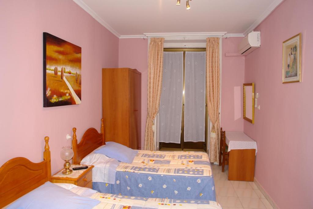 Hostal Dos Naciones Madrid Szoba fotó